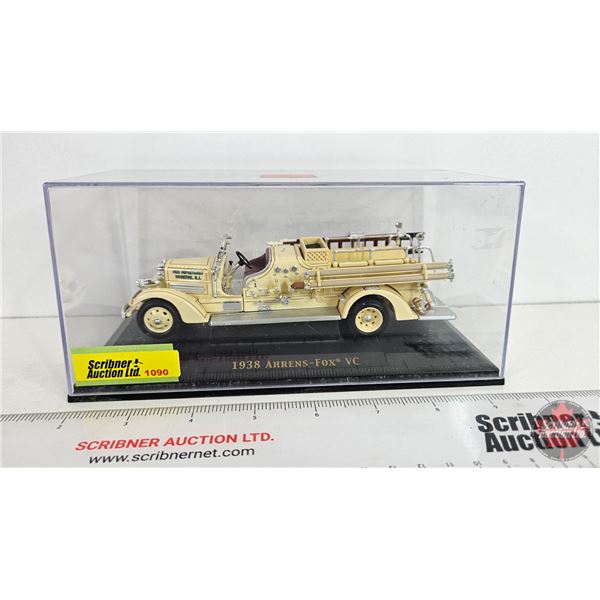 Signature Series : Diecast Firetruck Model "1938 AHRENS-FOX VC" (In Case) (Scale 1:43) (Case Measure