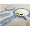 Image 5 : Vintage Blue Lucite Vanity Set (3pcs)