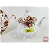 Image 3 : Royal Albert Combo: Old Country Roses  - Tea Pot - Calendar Plate 1980 ~ First Edition (10-1/4"Dia)