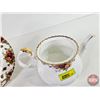 Image 4 : Royal Albert Combo: Old Country Roses  - Tea Pot - Calendar Plate 1980 ~ First Edition (10-1/4"Dia)