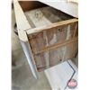 Image 6 : Vintage Painted Kitchen Hoosier (2pc)