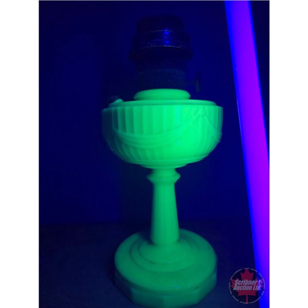 Coal Oil Lamp : Uranium Glass Aladdin Lincoln Drape Model B Burner (c.1930's-40's)
