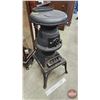 Image 1 : Cast Iron Pot Bellied Parlor Stove