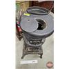 Image 5 : Cast Iron Pot Bellied Parlor Stove