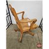 Image 4 : Oak Rolling Desk Chair : H.Krug Kitchener, ON