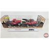Image 1 : Die Cast Ford Model A Tow Truck (Towing a 1952 Chev Pick Up) (Scale 1:24) (Liberty Classics)