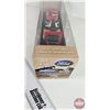 Image 2 : Die Cast Ford Model A Tow Truck (Towing a 1952 Chev Pick Up) (Scale 1:24) (Liberty Classics)