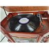 Image 10 : Antique Style Radio & CD/Record/Cassette Player (Modern)