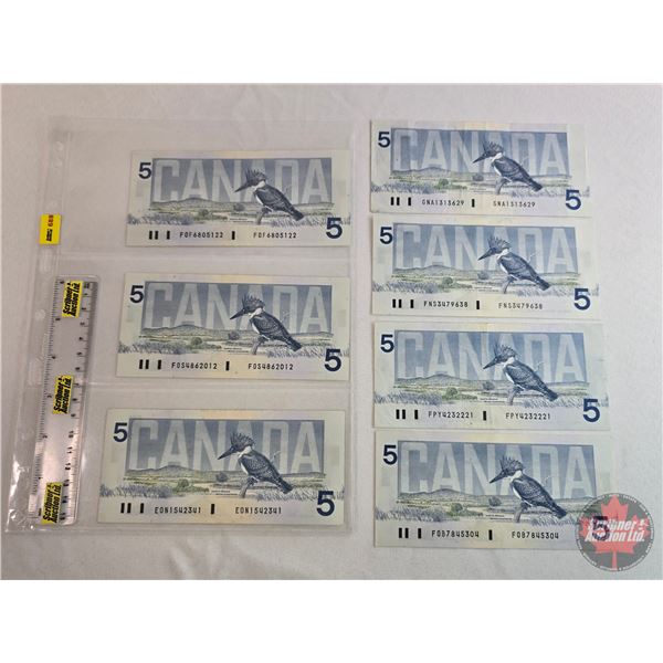 Canada $5 Bills 1986 (7) : - Thiessen/Crow #FOF6805122 - Thiessen/Crow #GNA1313629 - Thiessen/Crow #