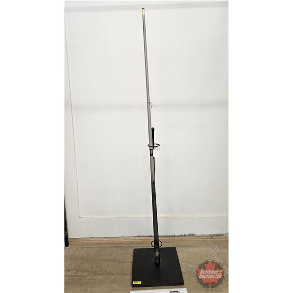 Harley Davidson Pool Cue w/Metal Storage Rack  (Cue Measures : 58 L)