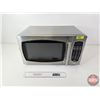 Image 1 : Salton Microwave  (Measures : 11"H x 19"W x 12-3/4"D)