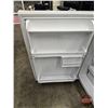Image 3 : Compact Refrigerator  (Measures : 33"H x 21-3/4"W x 23"D)