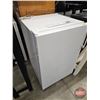 Image 6 : Compact Refrigerator  (Measures : 33"H x 21-3/4"W x 23"D)