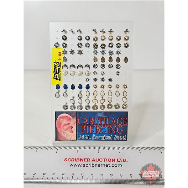 Store Piercing Display w/Product : Cartilage Piercing (91)