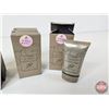 Image 5 : SST Cosmetic Products (23 pcs) :  - Dual Finish Powder  - Oil Free Weightless Foundation - Color Cor