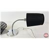 Image 8 : Electric Malleable Lamp & Batt Op Lamps (2)