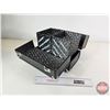Image 2 : Caboodles Portable Makeup Train Case (Measures : 9"H x 11-1/4"W x 6-1/2"D)