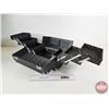 Image 3 : Caboodles Portable Makeup Train Case (Measures : 9"H x 11-1/4"W x 6-1/2"D)