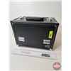 Image 1 : Caboodles Portable Makeup Train Case (Measures : 9"H x 11-1/4"W x 6-1/2"D)