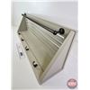 Image 3 : Hat & Coat Rack / Shelf (9"H x 39-1/2"W x 13-1/2"D)