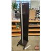 Image 2 : Rolling Dressing Mirror with Clothes Rack Back  (69-1/2"H x 15-1/2"W x 19-1/2"D)