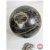 Image 3 : Décor Combo: Globe; Sea Horse; Candle Holders; Trinket Bowls; Hour Glass; Planters