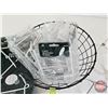 Image 3 : Variety of Hangers & Easels & Wire Basket (17pcs)
