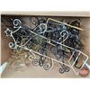Image 5 : Box Lot: Variety Hangers & Easels