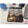Image 2 : Combo : Duck Dynasty Mousepad ; Corvette & Mopar Melamine Drinking Glasses ; Camelback Drink Cup & W