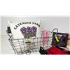 Image 11 : Décor Combo (22pcs) : Lavender Pillow ; Napkin/Candle Sets ; Gloves ; Soap ; Wire Basket ; etc