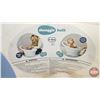 Image 11 : Baby Shower Gift Bundle (13pcs)  : Baby Bath ; Bath Mat ; Wash Clothes ; Bath Toys; Sign ; etc (Baby