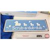 Image 7 : Baby Shower Gift Bundle (13pcs)  : Baby Bath ; Bath Mat ; Wash Clothes ; Bath Toys; Sign ; etc (Baby