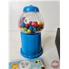 Image 7 : Toy Combo : Bubblegum Dispenser ; Breyer Tack & Blanket Set ; Finger Puppets ; Bracelets ; etc