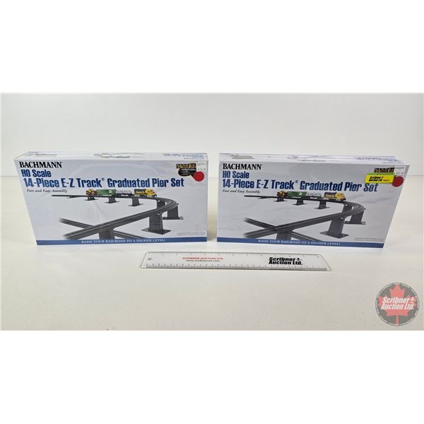 Bachmann HO Scale 14 pc E-Z Track Graduated Pier Set (2) (NIB)  (Box Measures : 2"H x 12-1/2"W x 6-1