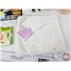 Image 4 : Baby Combo (10pcs) : Baby Playtivity Mats (2) ; Canvass Sign ; Night Light ; etc (Canvas Sign Measur