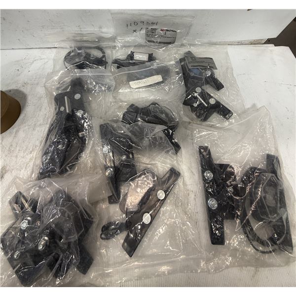 Lot of (8) Automotion #1109361 Photo Eye & Reflector Kits