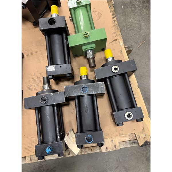 Lot of (5) Cylinders #CJJHMIRPFS34MC-MXX (ONLY ONE HAS A TAG)