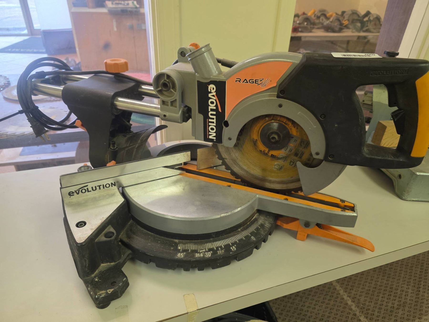 Evolution Rage 3 Db Evolution RAGE3 Multipurpose Sliding Mitre Saw with Laser Guide