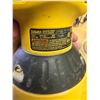 Image 2 : DeWALT D26451 5-Inch Random Orbit Palm Sander with 12000 RPM