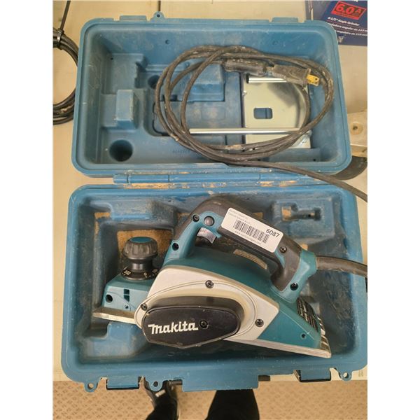 Makita KP0800 3-1/4 Inch 6.5 Amp Planer