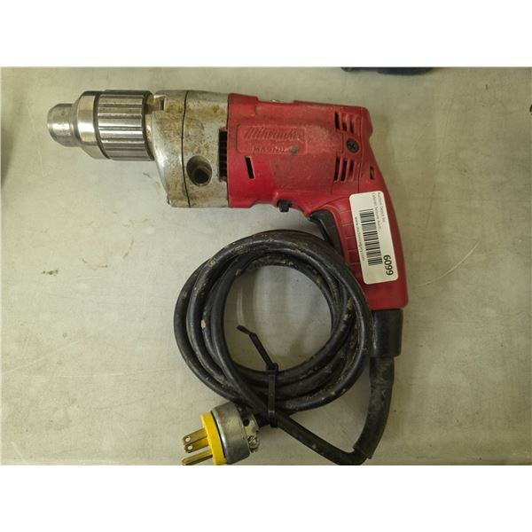 Milwaukee Electric Tool 1/2″ Magnum Hole-Shooter Drill, Model 0234-1