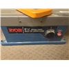Image 2 : Ryobi 6 1/8 Inch Variable Speed Benchtop Jointer Planer