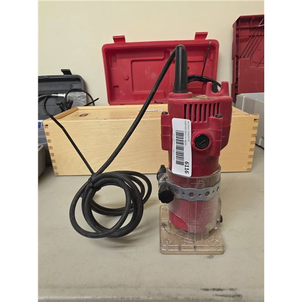 King 1/4 in. Laminate Trimmer CX Series Model 8350N, 120V