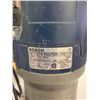 Image 3 : Bosch 1617 EVS Router and Porter-Cable 1001 Router Base