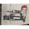 Image 1 : MAX SuperStapler TA551B Pneumatic Stapler