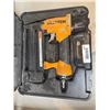 Image 2 : Bostitch Pneumatic Nailer with Hard Case, Model Number N66C