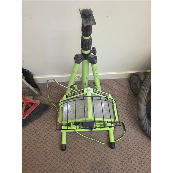 Portable Work Light with Tripod Stand, UL-Listed, Model E164806