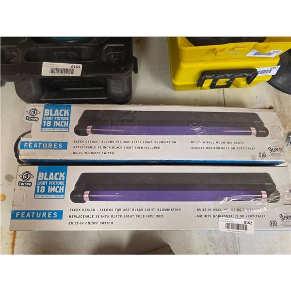 Black Light 18 Inch Fluorescent Tube Fixture With Integrated Switch
