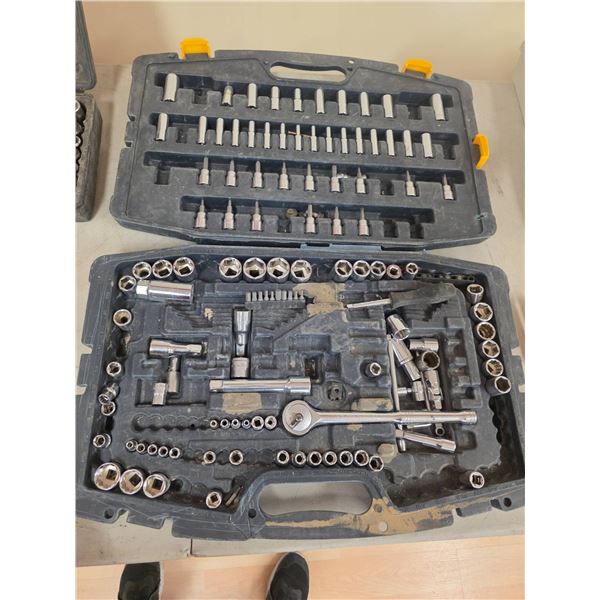 Comprehensive Socket and Wrench Hand Tool Set with Ratchets