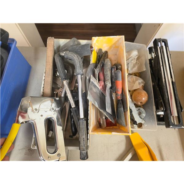 Hand Tools and Accessories Set